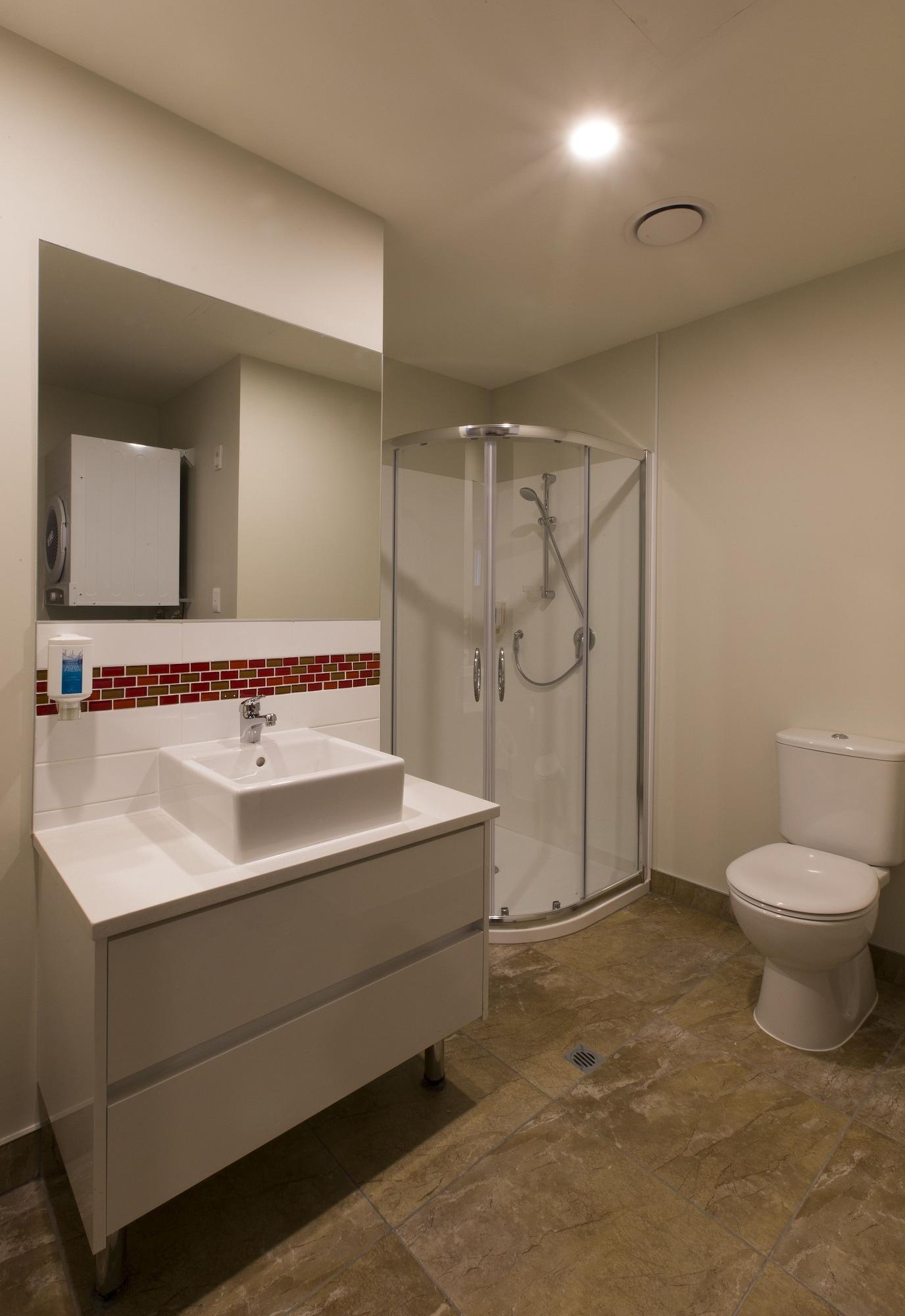Ramada Suites By Wyndham Christchurch City Esterno foto